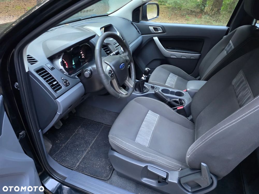 Ford Ranger - 25