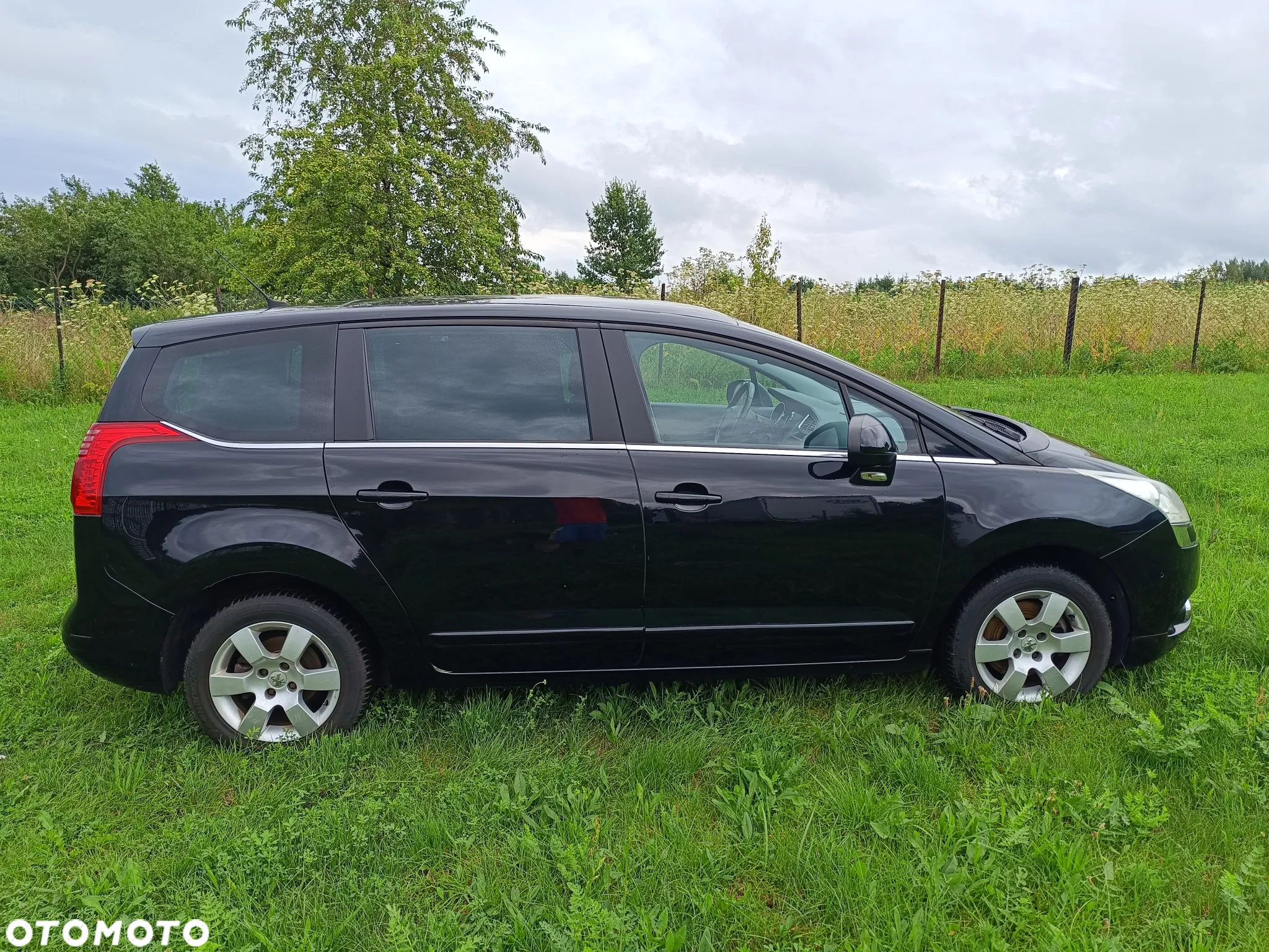 Peugeot 5008 1.6 THP Allure 7os - 9