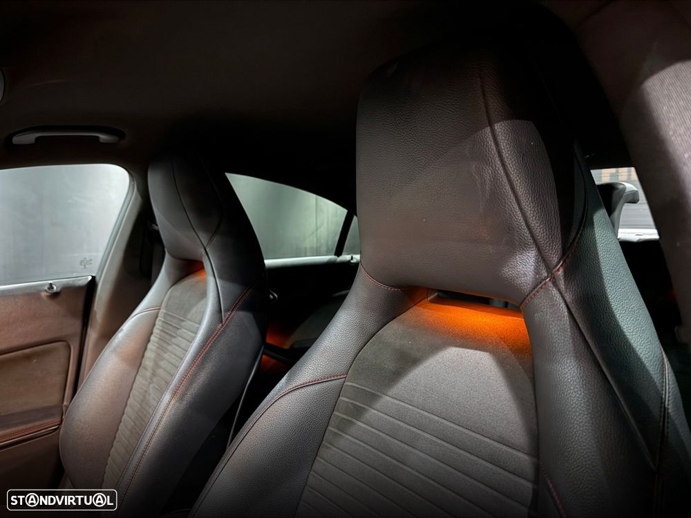 Mercedes-Benz CLA 180 d AMG Line - 16