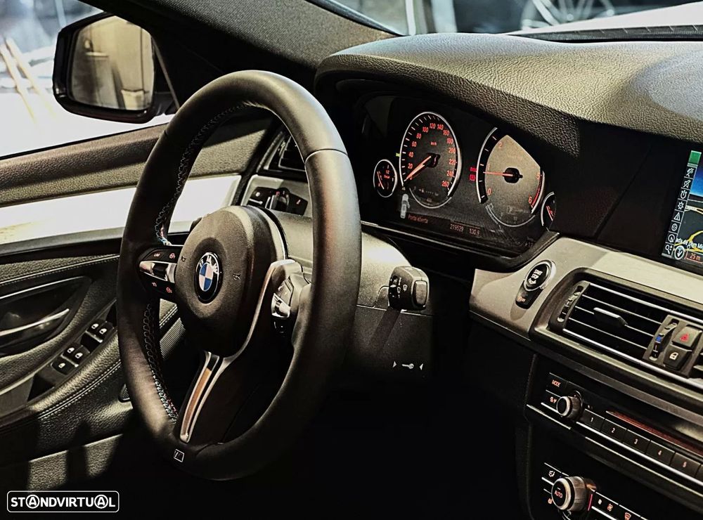 BMW 520 d Pack M Auto - 31