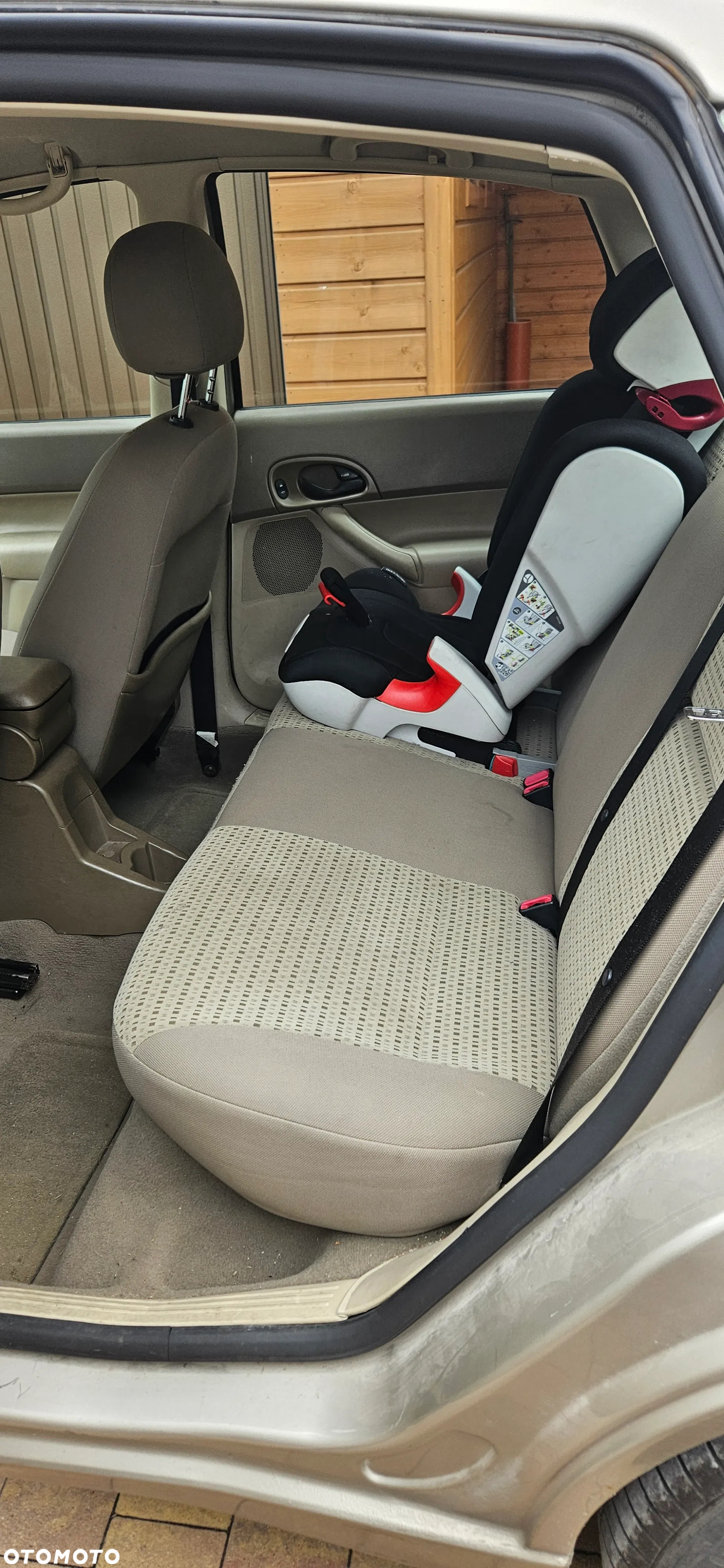 Ford Focus 2.0 ZX4 SE - 9