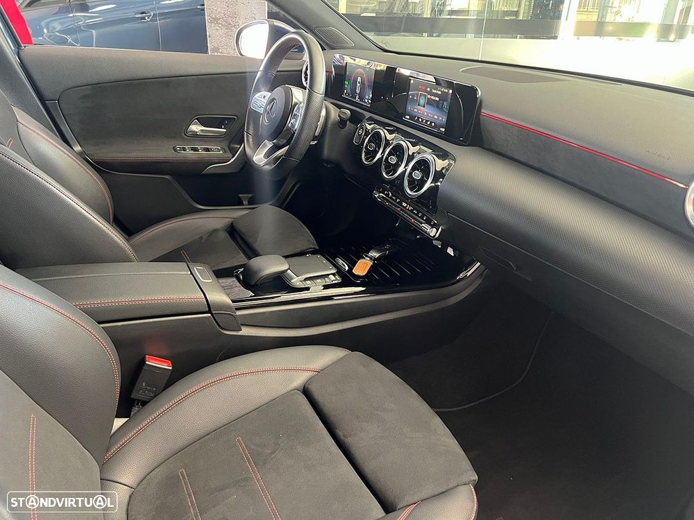 Mercedes-Benz A 250 e 8G-DCT AMG Line - 19