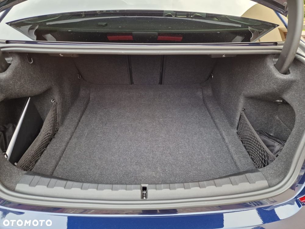 BMW Seria 3 330i xDrive M Sport sport - 11