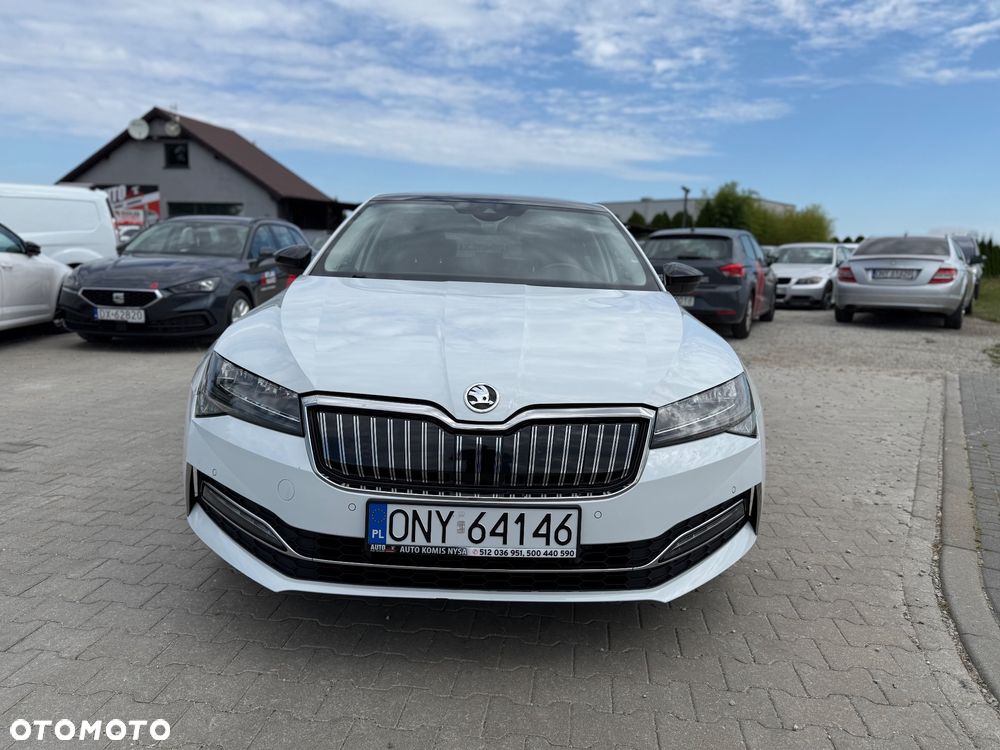 Skoda Superb 1.5 TSI Plug-in Hybrid Edition 130 DSG - 4