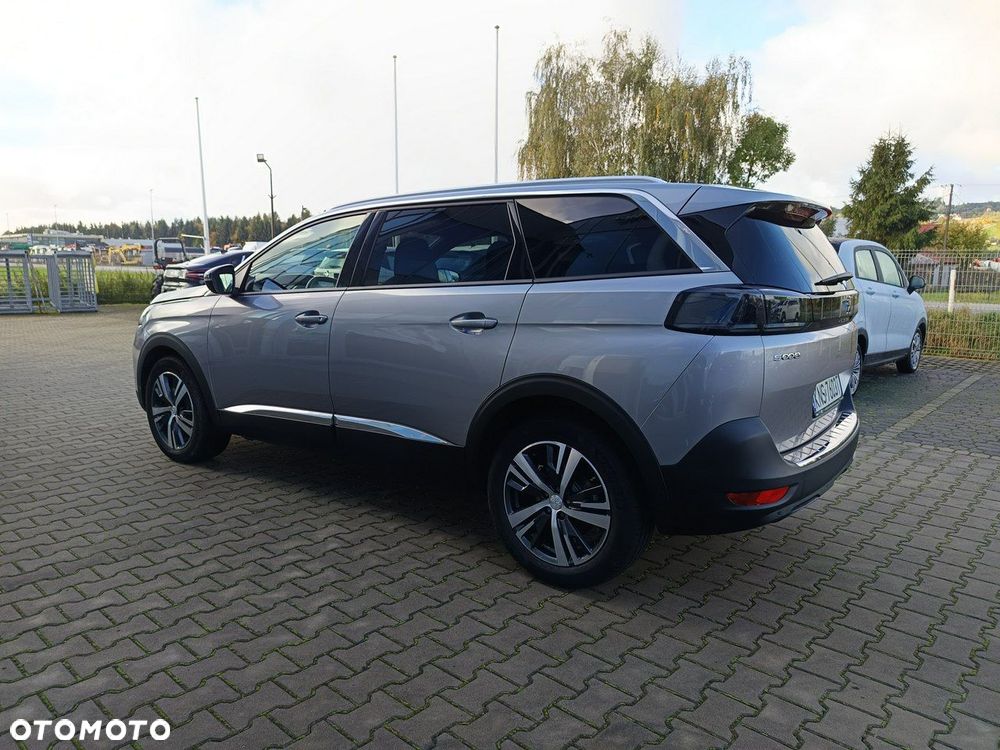 Peugeot 5008 1.2 PureTech Allure S&S - 4
