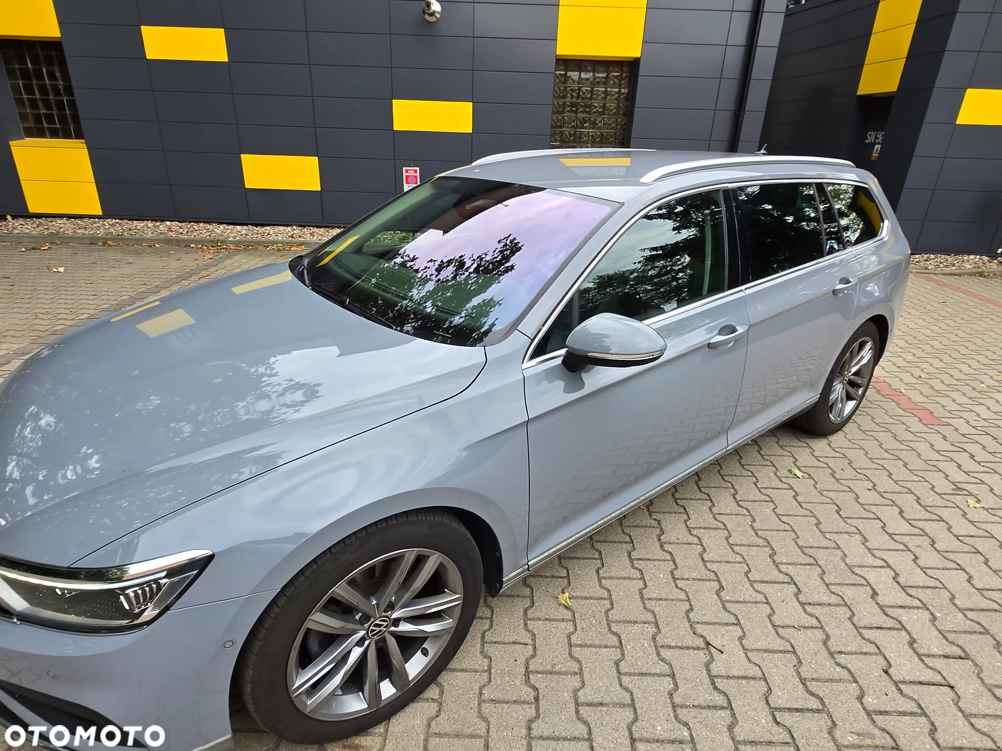 Volkswagen Passat 2.0 TDI 4Mot Elegance DSG - 30