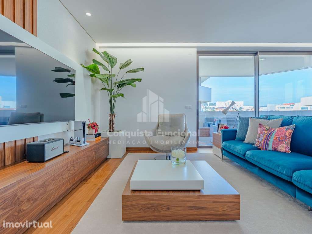 Oportunidade Premium T3 Disponível no Condomínio Hillgarden - Grande imagem: 2/44