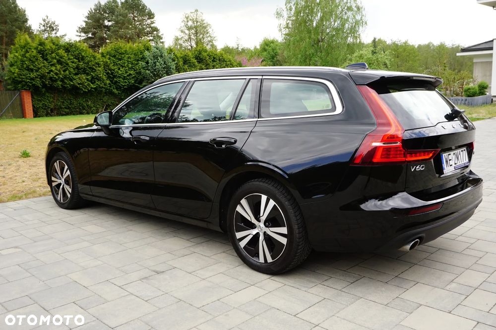 Volvo V60 B4 D Momentum Pro - 12