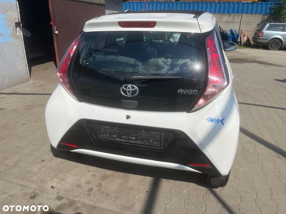 Toyota Aygo 1.0 VVT-i Sprint EU6 - 4
