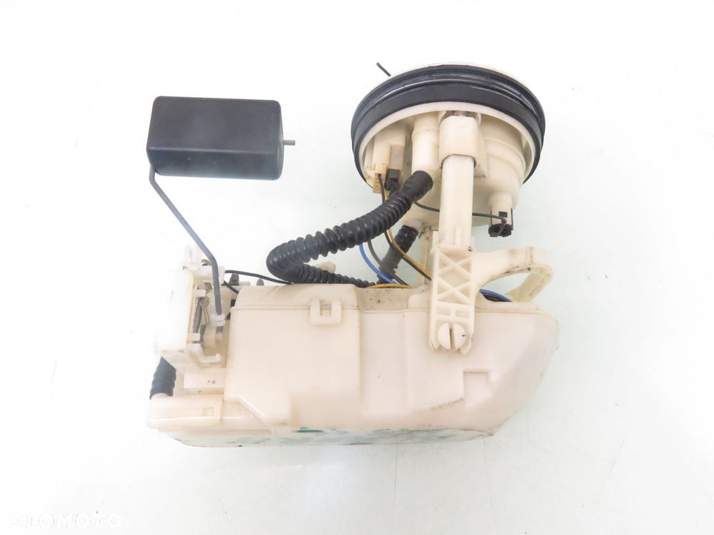 POMPA PALIWA NISSAN ALMERA I N15 1.4 - 5