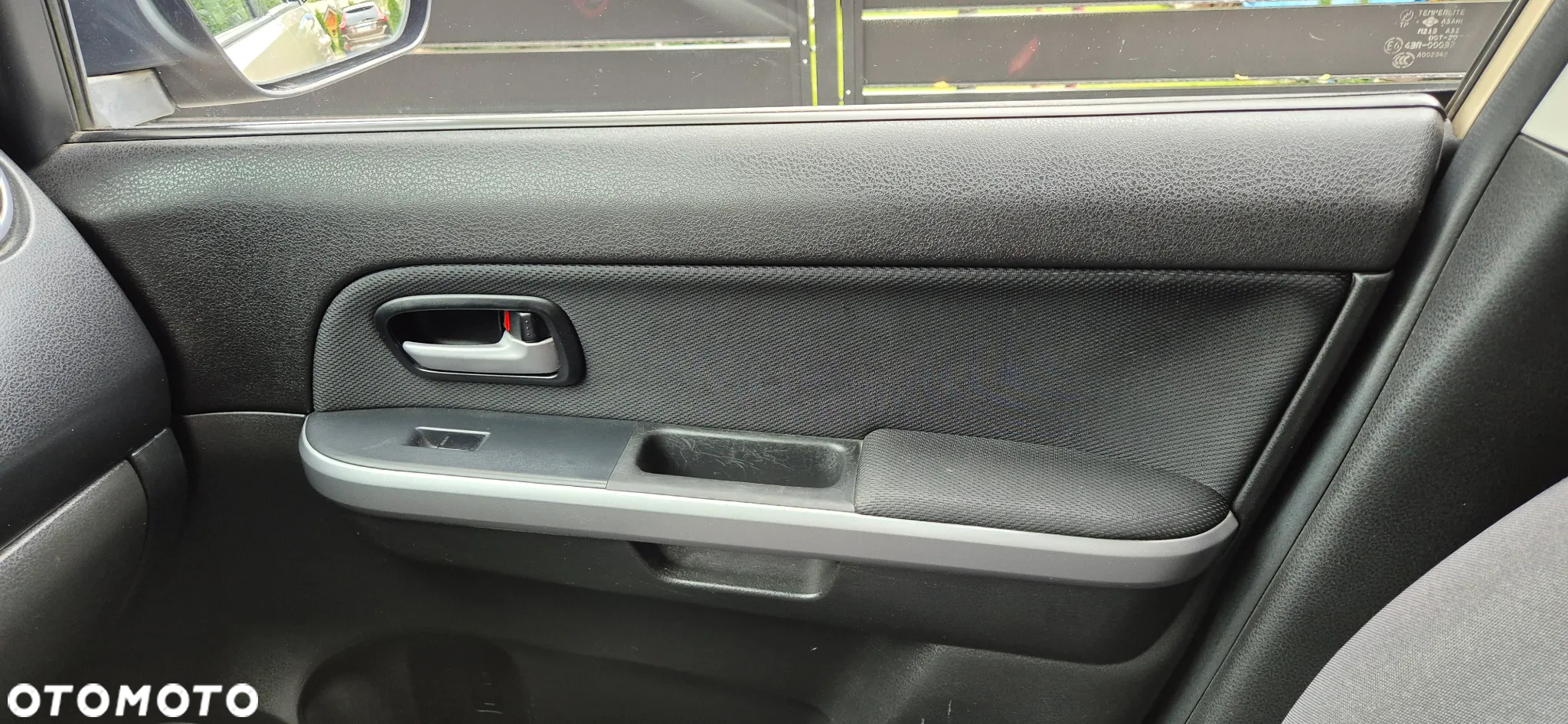 Suzuki Grand Vitara 2.0 - 33