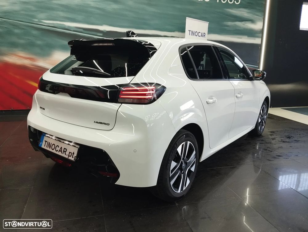 Peugeot 208 1.2 Hybrid Allure e-DCS6 - 5