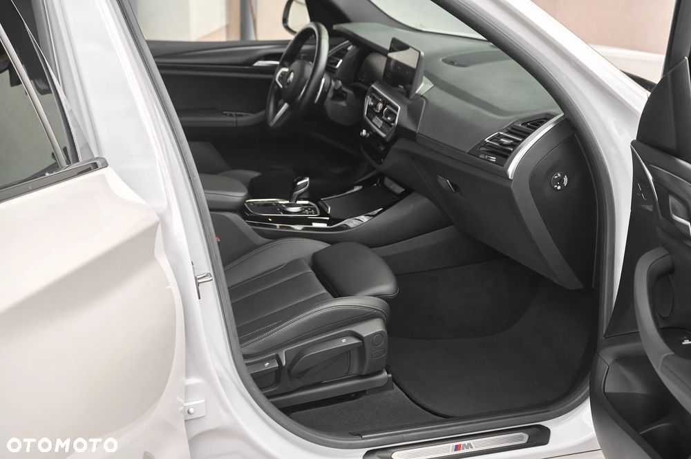 BMW X3 sDrive18d M Sport - 27