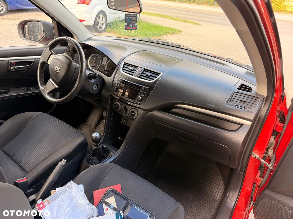 Suzuki Swift - 19