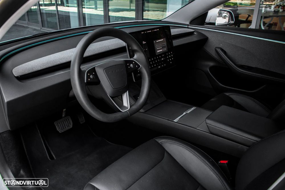 Tesla Model 3 Standard Range Plus RWD - 21