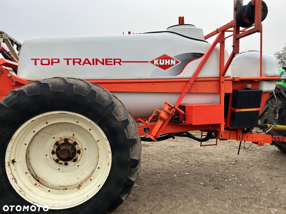 Kuhn Top Trainer - 10