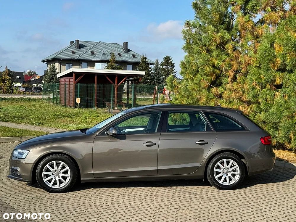 Audi A4 Avant 2.0 TDI - 10