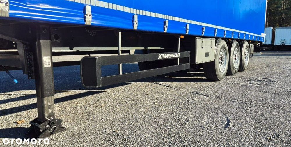 Schwarzmuller Firana Standard, 2 osie podnoszone - 18