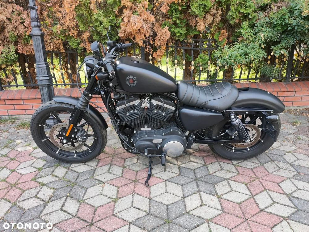 Harley-Davidson Sportster Iron 883 - 5