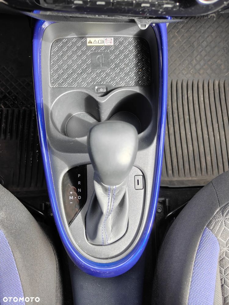 Toyota Aygo X 1.0 VVT-i Executive CVT - 19
