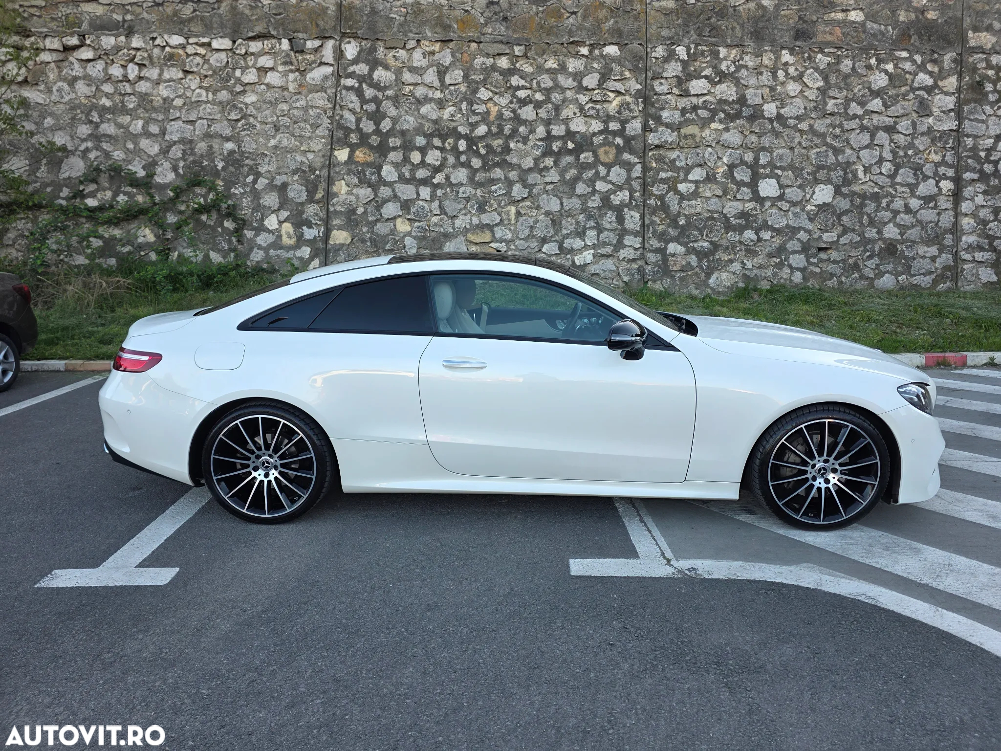 Mercedes-Benz E - 5