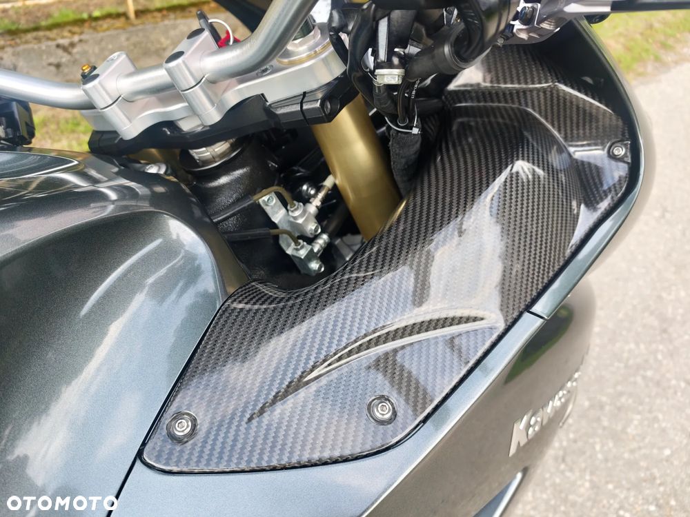 Kawasaki ZZR - 23