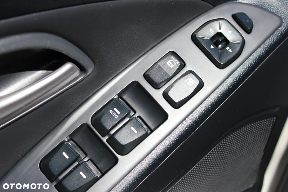 Hyundai ix35 2.0 2WD Comfort - 35