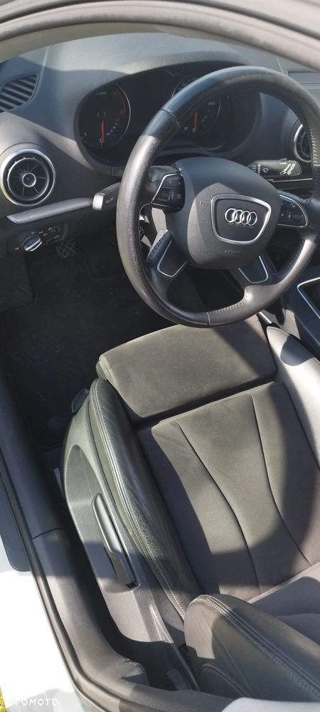 Audi A3 Sportback 1.6 TDI Ambition - 11