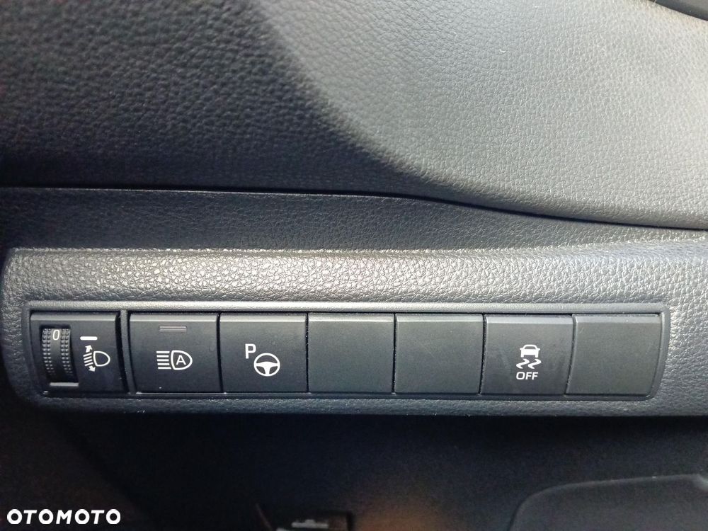 Toyota Corolla 2.0 Hybrid Comfort - 10