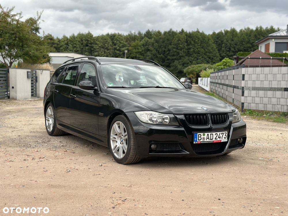 BMW Seria 3 320i - 5