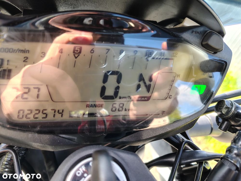 Suzuki SV - 15