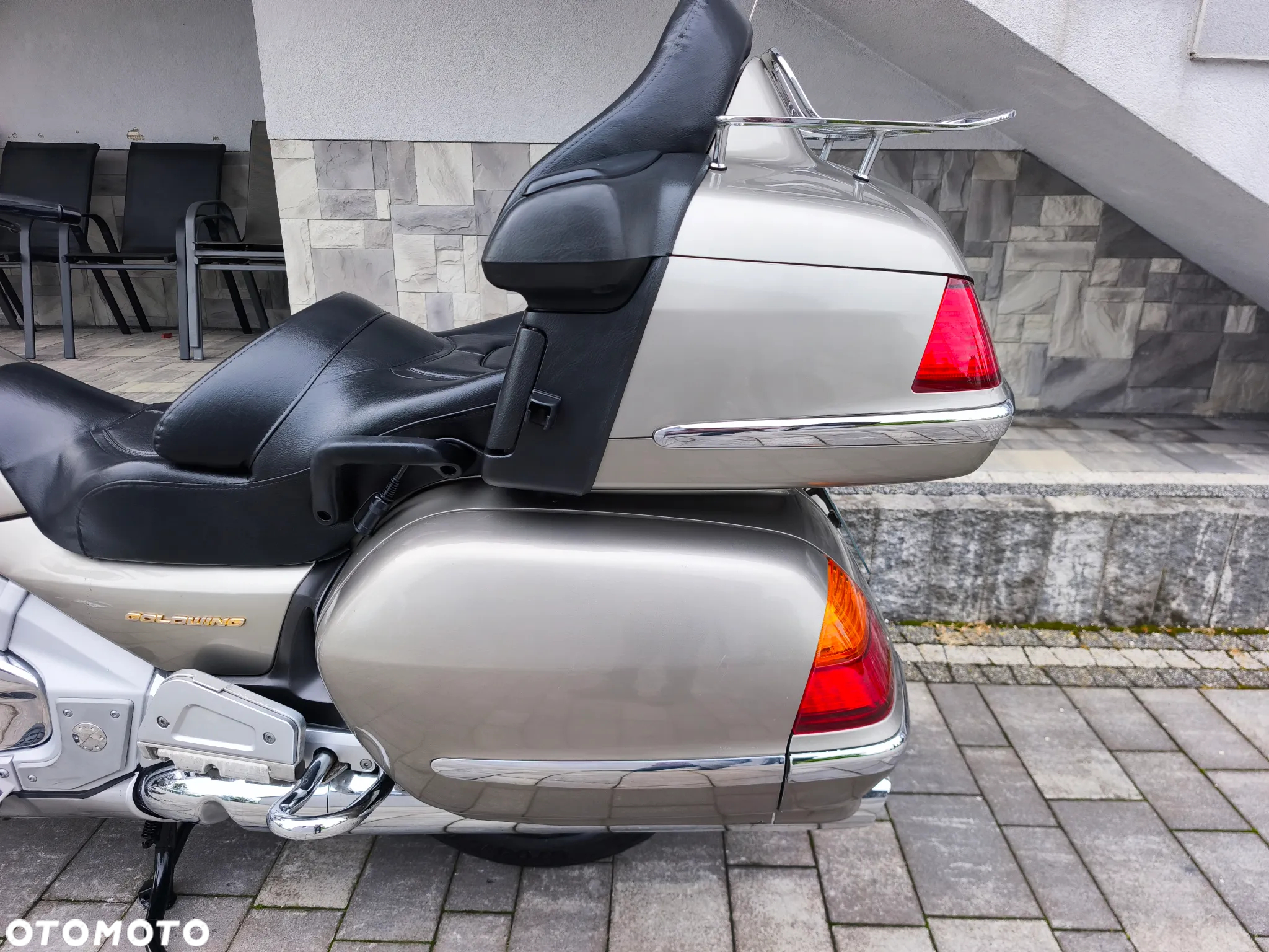 Honda GL - 24