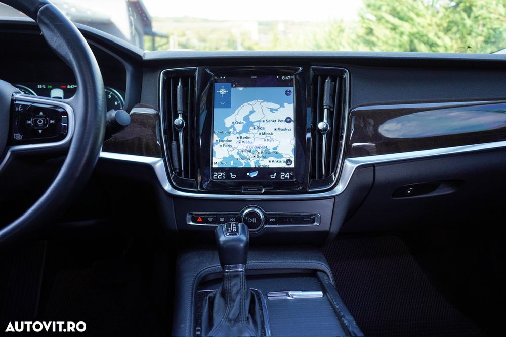Volvo S90 T5 Momentum - 19