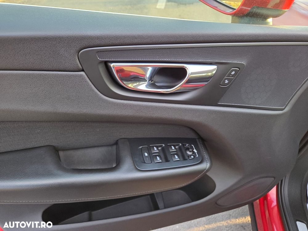 Volvo XC 60 B4 D Geartronic Momentum - 9