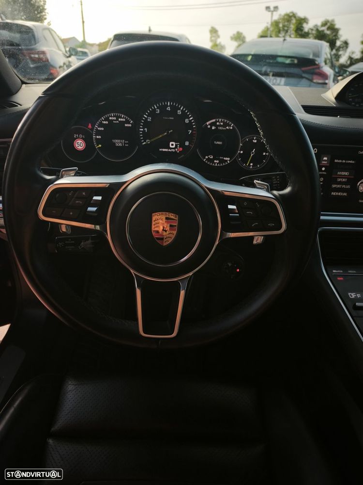 Porsche Panamera 4 E-Hybrid - 20