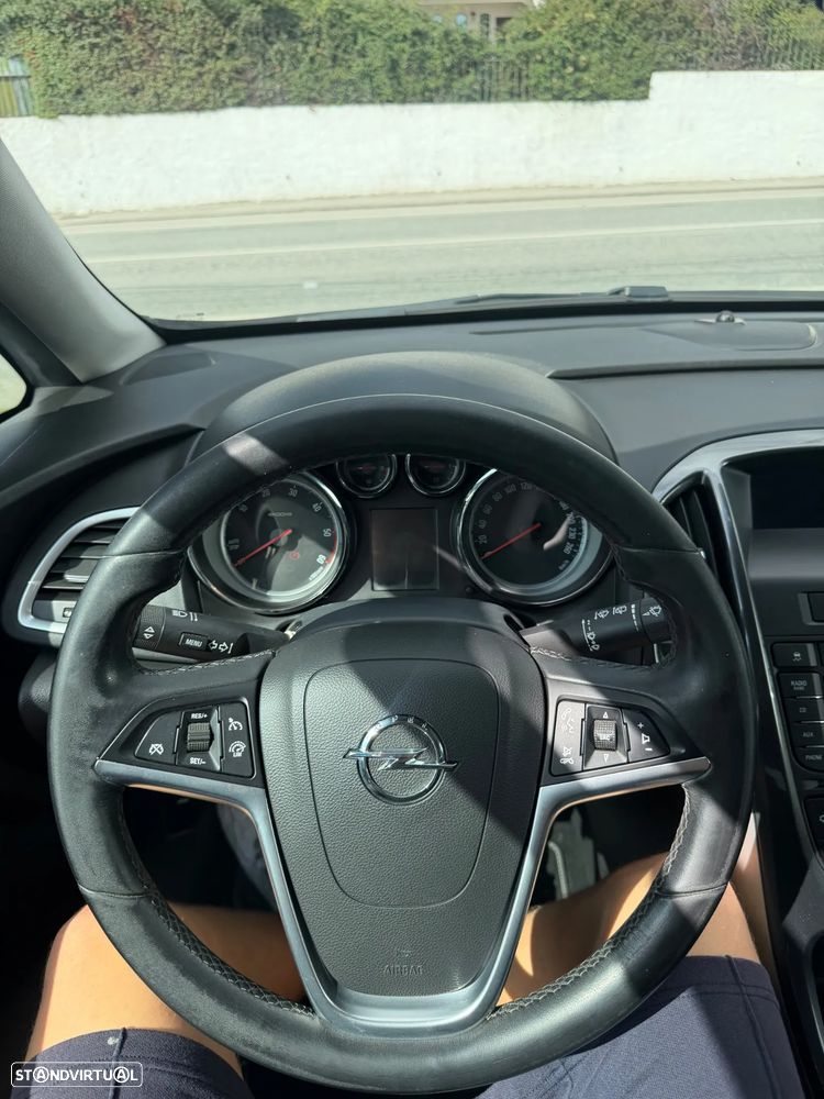 Opel Astra Sports Tourer - 17