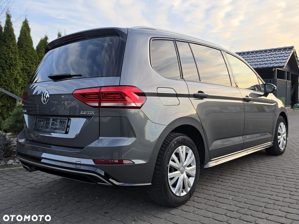 Volkswagen Touran - 6