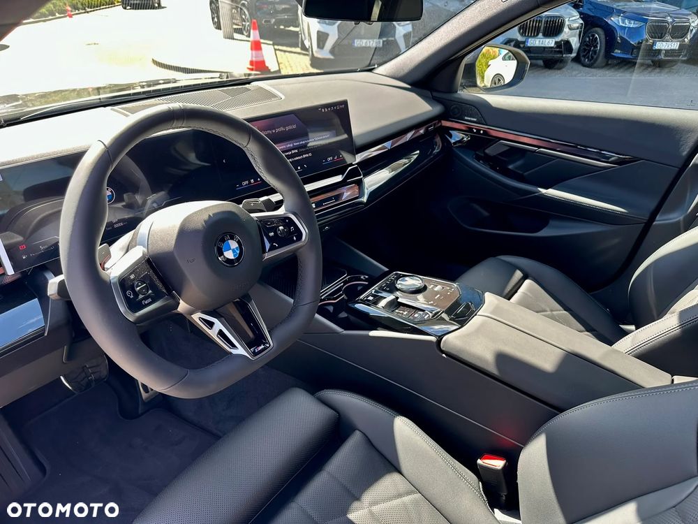 BMW Seria 5 520d xDrive mHEV - 9