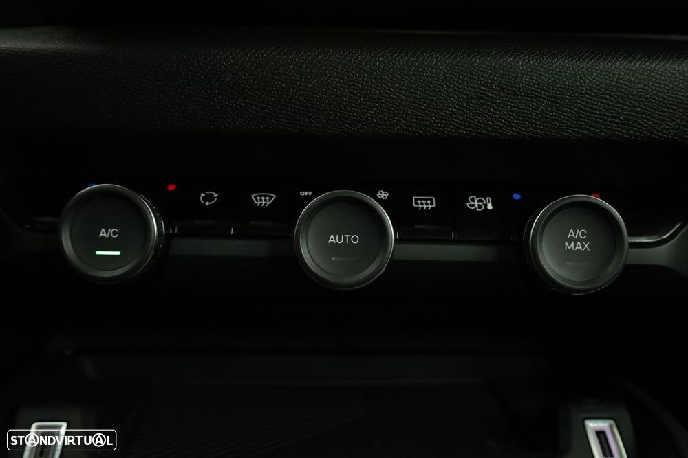 Citroën C4 1.2 PureTech Plus EAT8 - 13