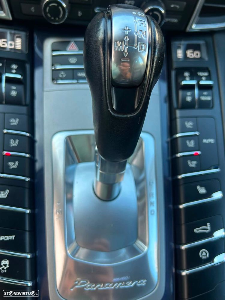 Porsche Panamera Platinum Edition - 27