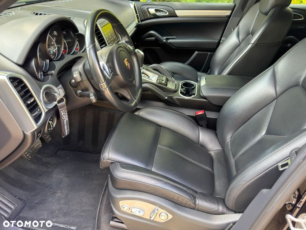 Porsche Cayenne Diesel Platinum Edition - 29