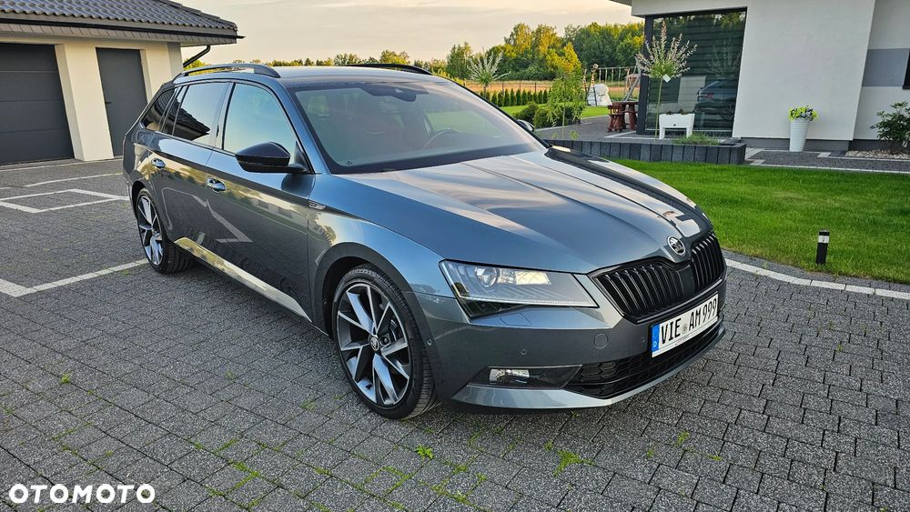 Skoda Superb 2.0 TDI DSG Sportline - 4