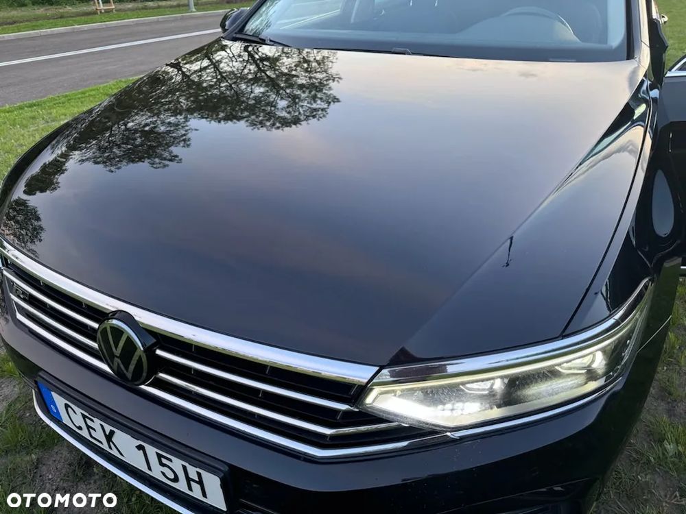 Volkswagen Passat 2.0 TDI SCR DSG 4Motion Elegance - 25