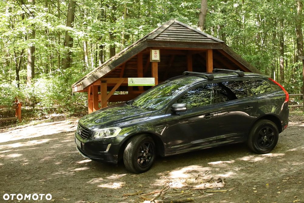 Volvo XC 60 D3 Momentum - 8