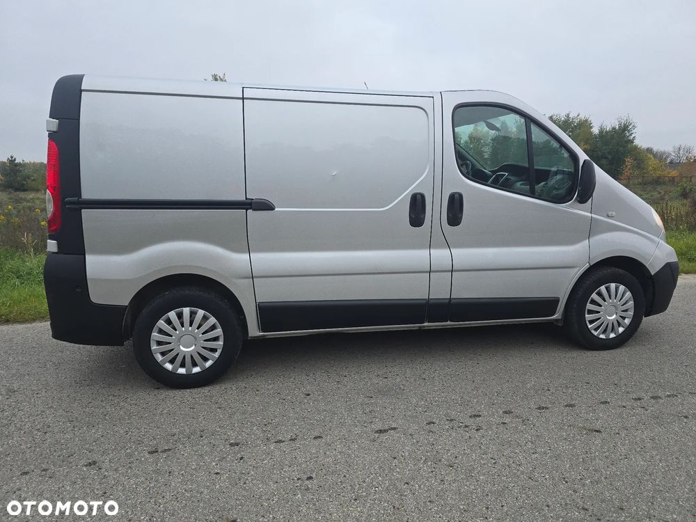 Opel Vivaro - 20
