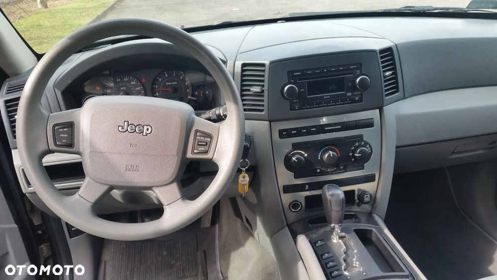 Jeep Grand Cherokee - 10