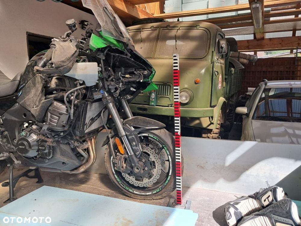 Kawasaki Versys 1000 - 4