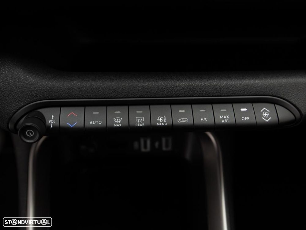 Jeep Avenger 1.2 GSE T3 Altitude - 19