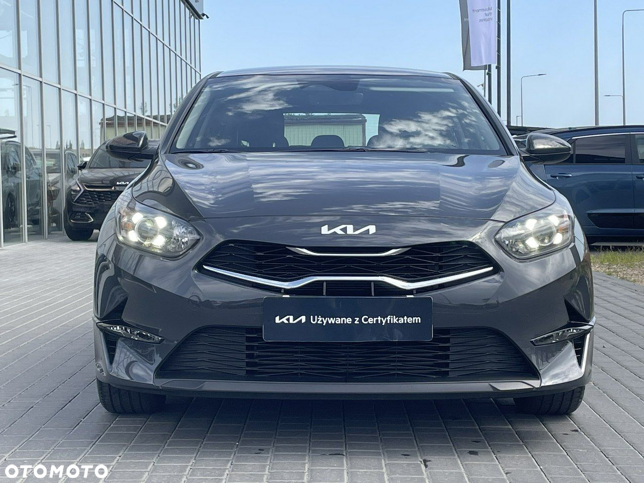 Kia Ceed - 8