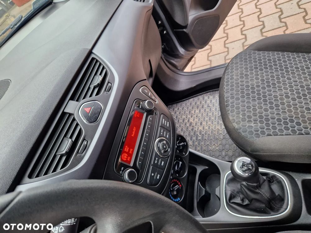 Opel Corsa 1.4 Essentia - 19